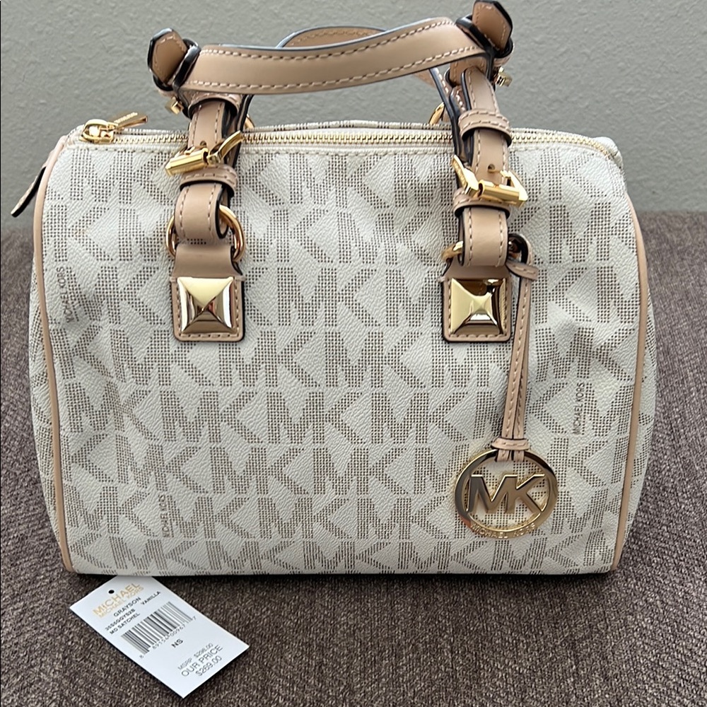 Michael Kors Grayson MD Satchel Vanilla
